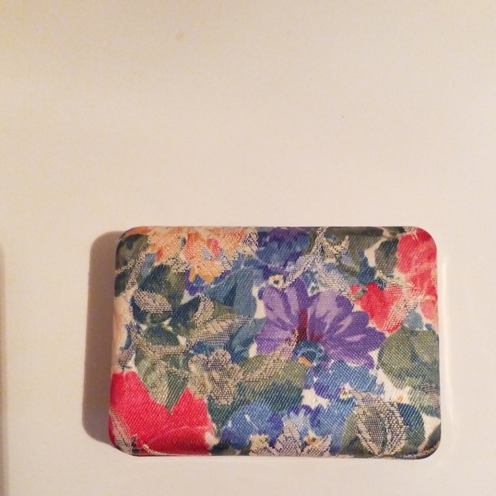 Retro Floral Jewelry Case - vintage with sachet